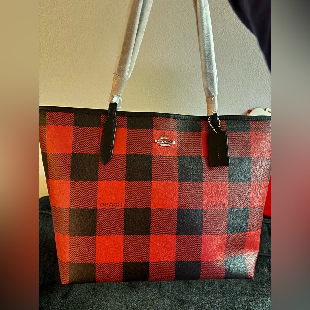 Coach buffalo plaid city tote NWT